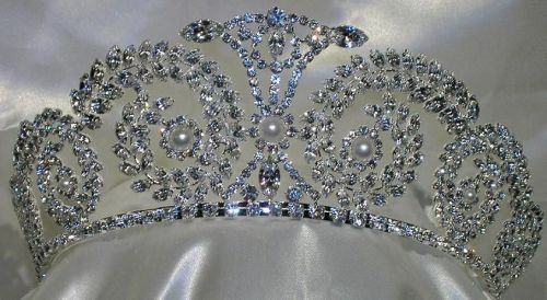Corona para Reina, Princesa  Novia de cristal swarovski  Castille T
